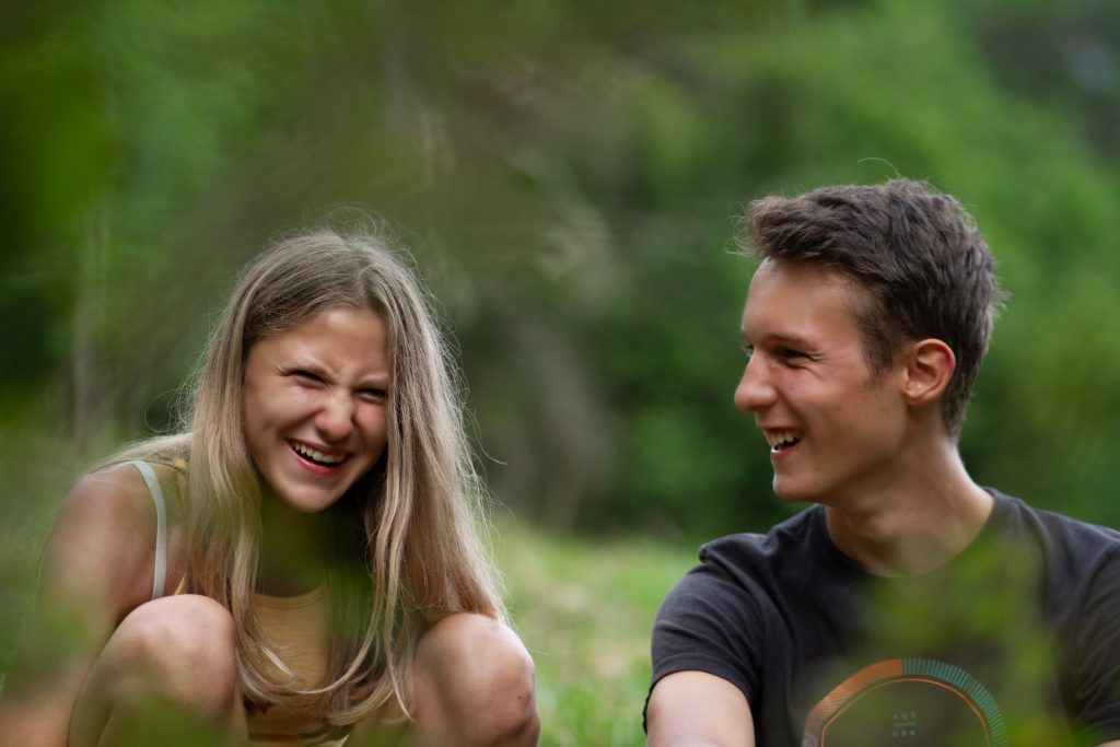 Foto ragazzi sorridenti